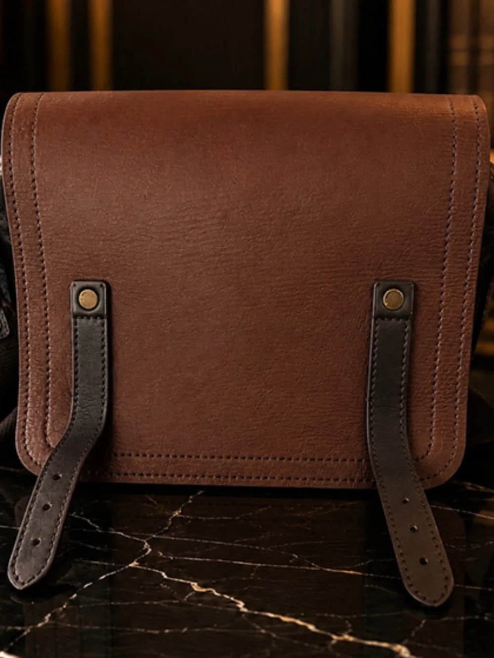Authentic Louis Vuitton Messenger Bag – Brown Leather – 12” x 11” – Excellent Co